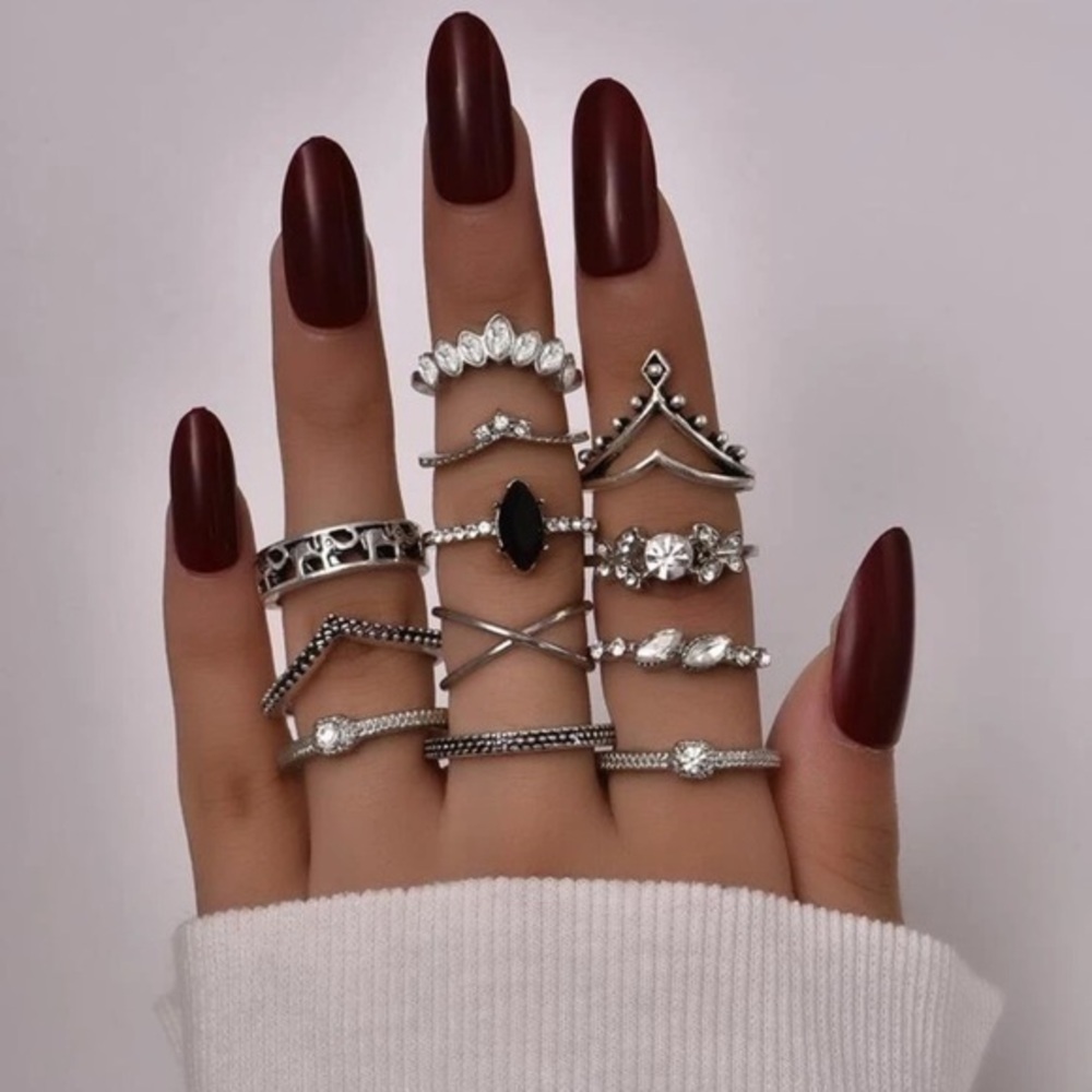 3/$30 🤍 Boho Ring Set